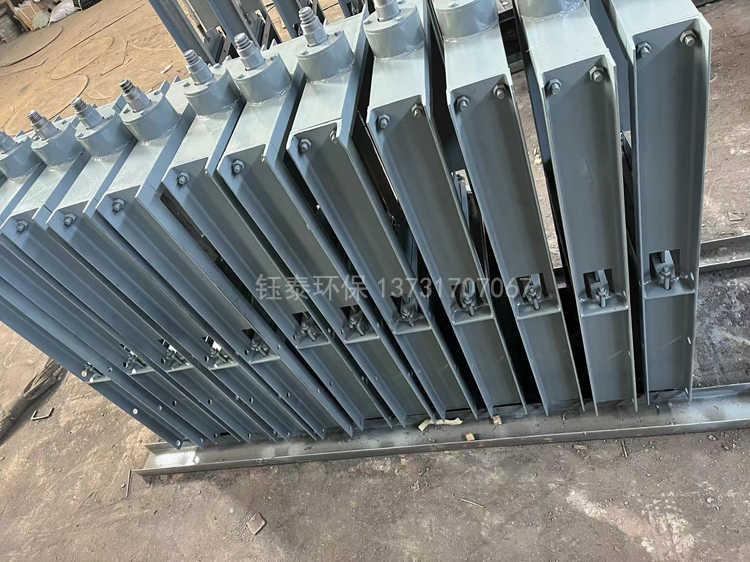 江蘇徐州鋼廠(chǎng)定購(gòu)的24臺(tái)密封型插板閥發(fā)貨