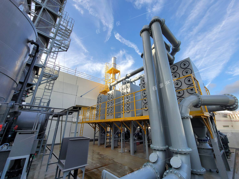 濾筒除塵器vs布袋除塵器：哪種更適合您的車間？